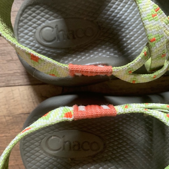 Chacos Girls Sz 2 Chacos - Picture 6 of 6
